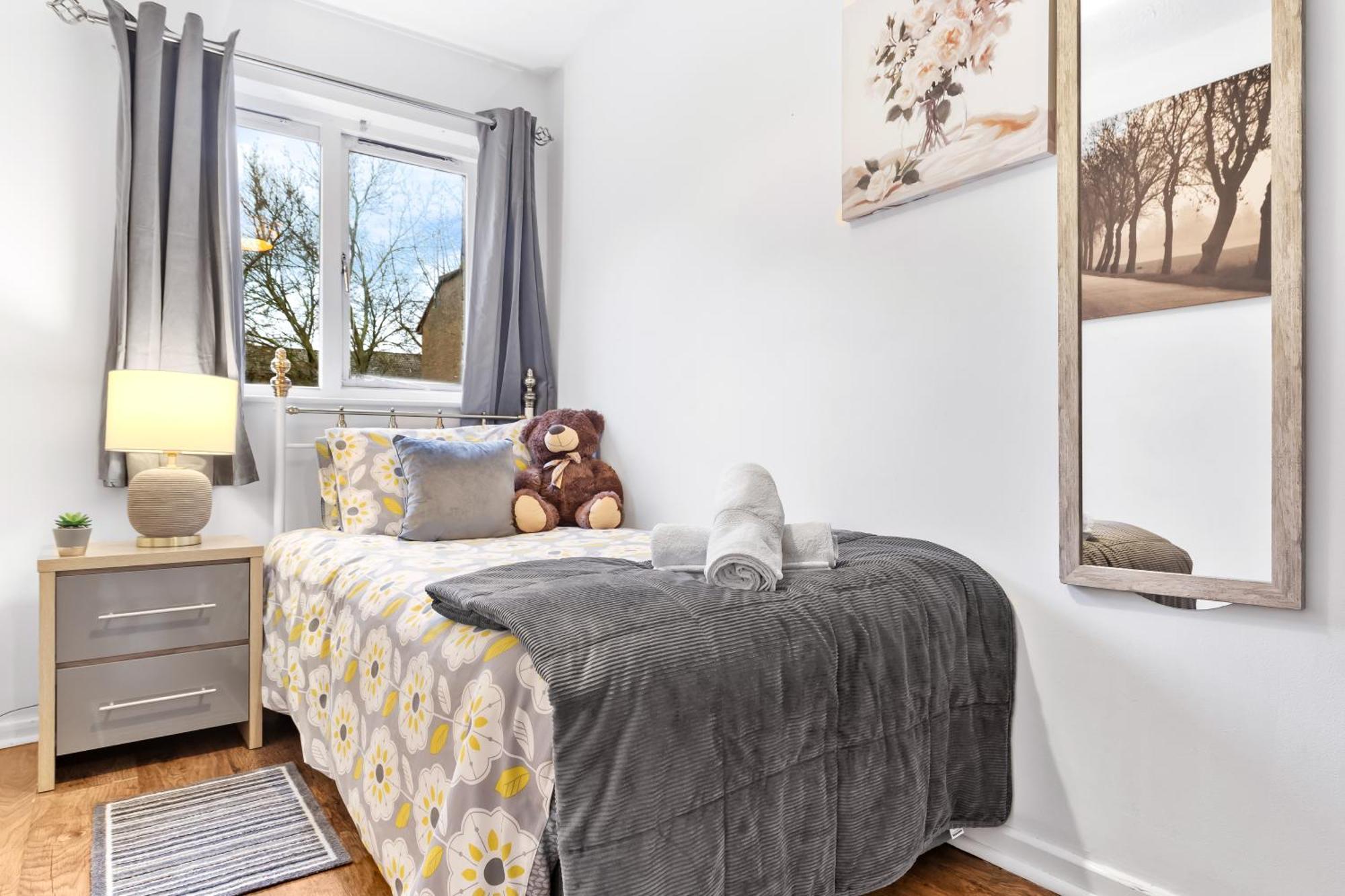 Quirky Canary 2Bed, Free Parking, Smart Tv & Games Londres Exterior foto