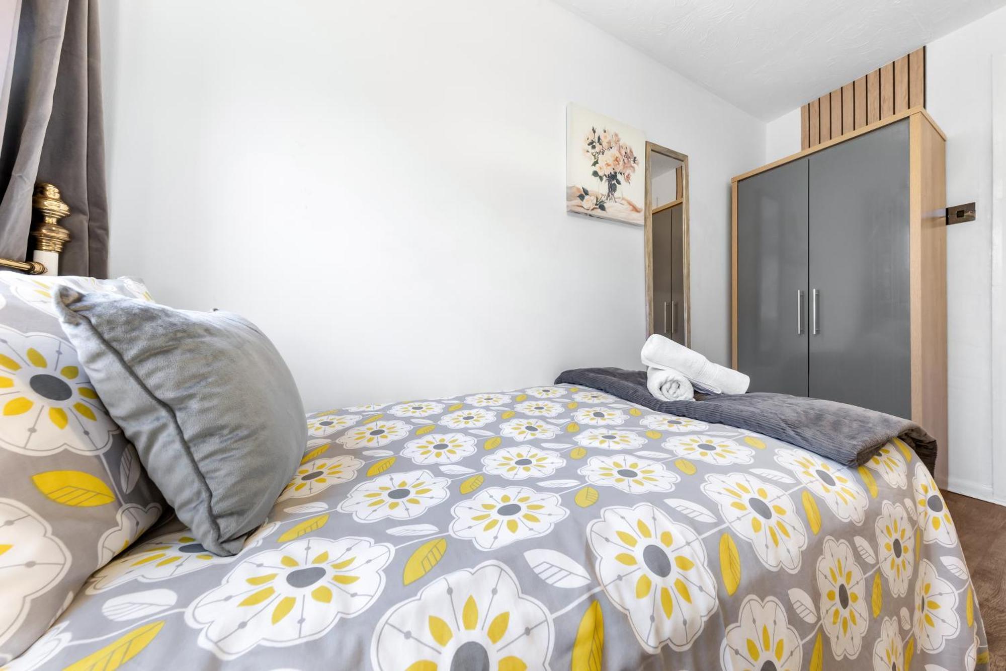 Quirky Canary 2Bed, Free Parking, Smart Tv & Games Londres Exterior foto