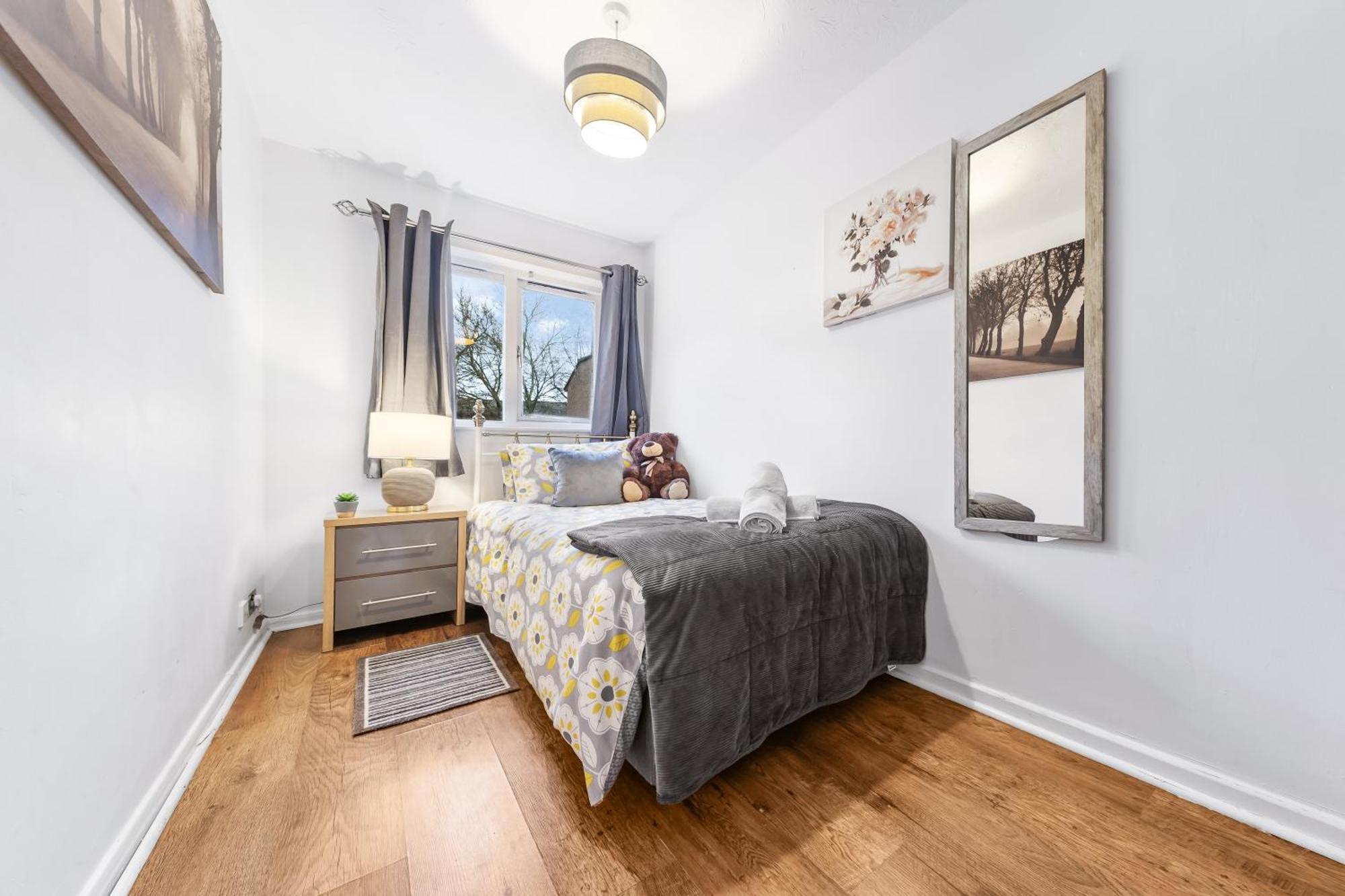 Quirky Canary 2Bed, Free Parking, Smart Tv & Games Londres Exterior foto